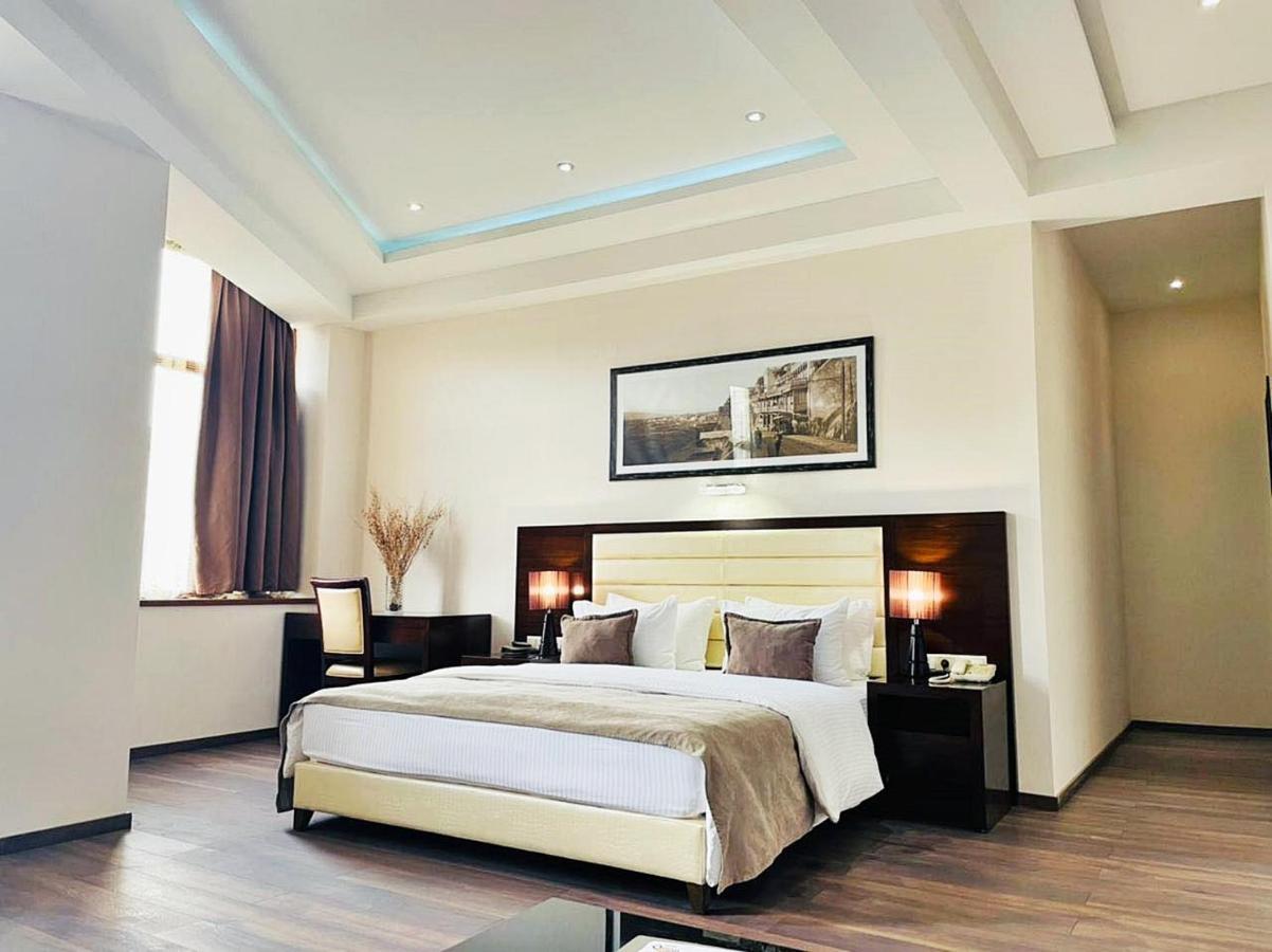 Hotel Orion Τυφλίδα Εξωτερικό φωτογραφία