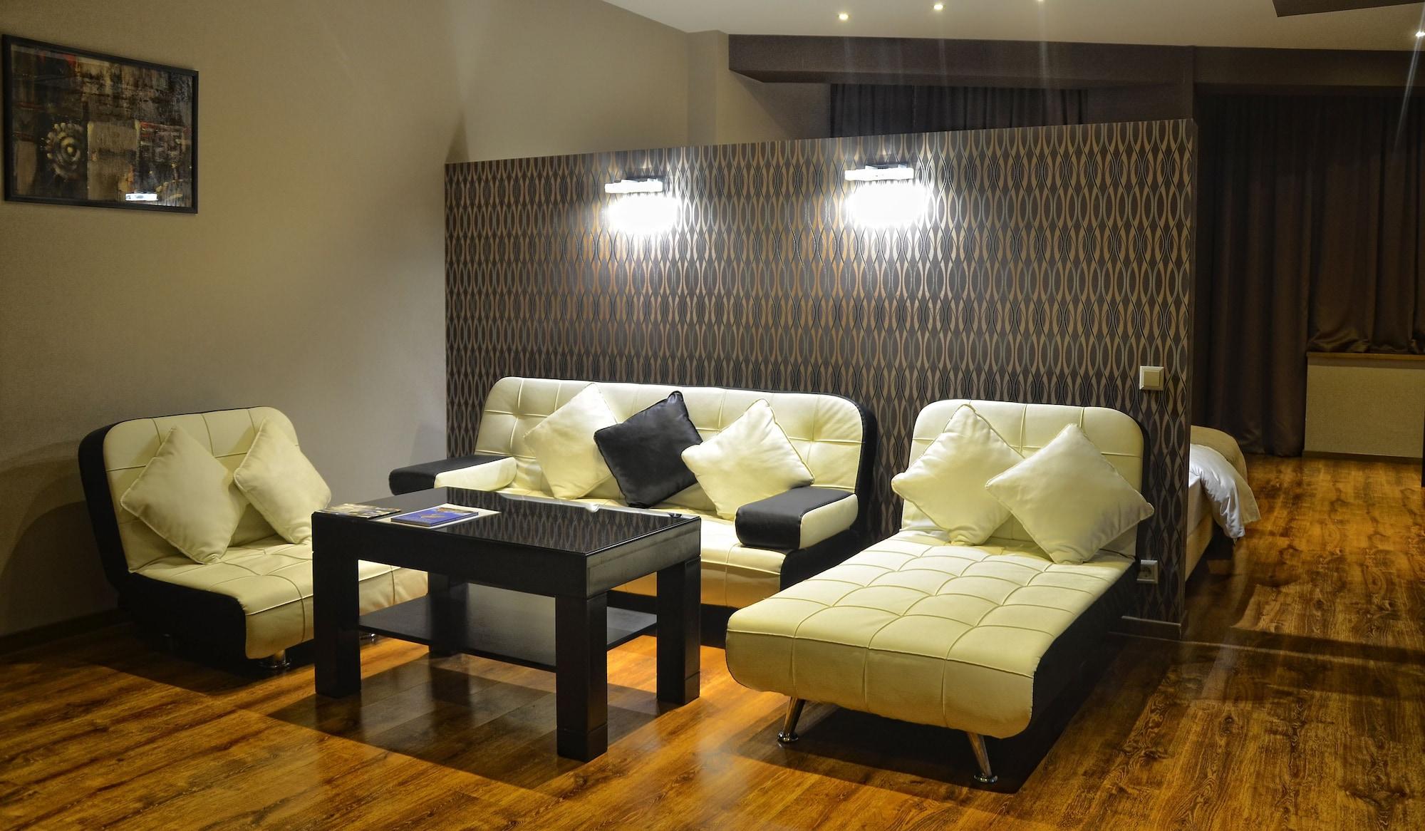 Hotel Orion Τυφλίδα Εξωτερικό φωτογραφία