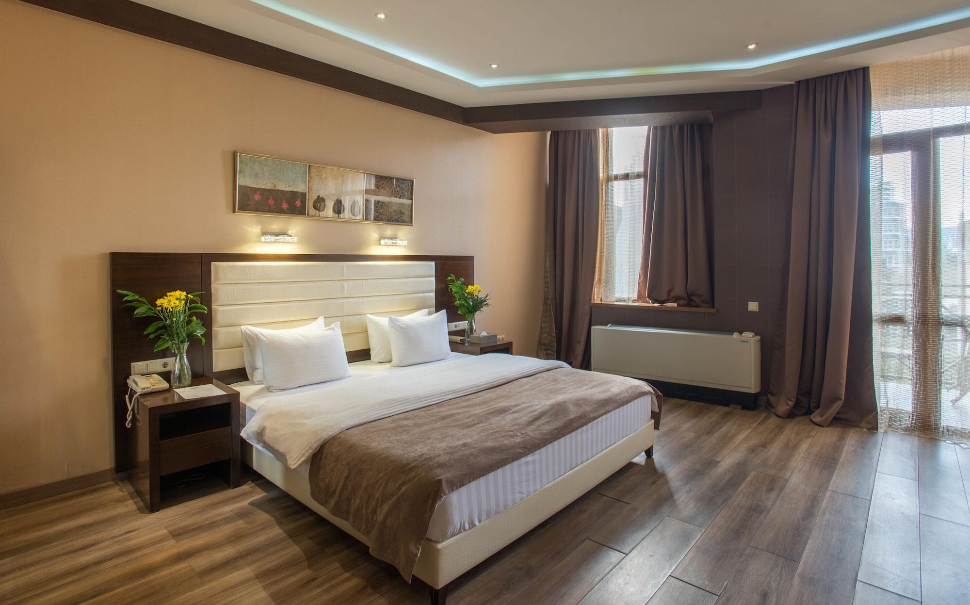 Hotel Orion Τυφλίδα Εξωτερικό φωτογραφία